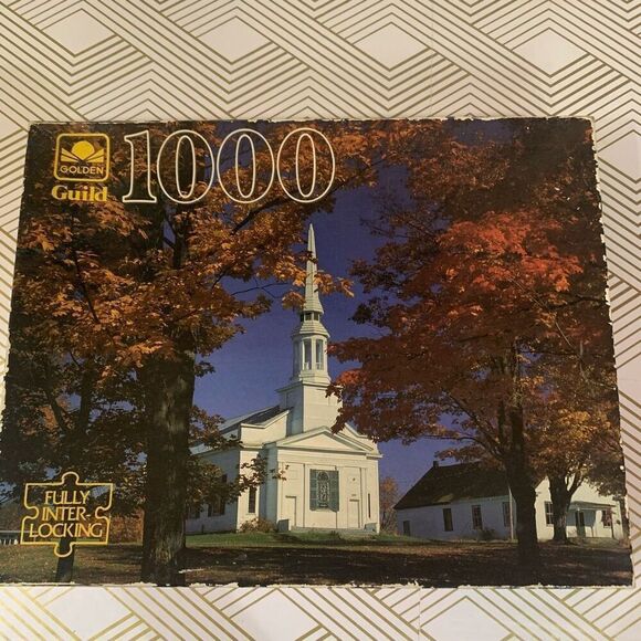 Golden Guild 1000 Piece Lunenberg VT Jigsaw Puzzle 1000 Pieces New Sealed - Picture 1 of 3